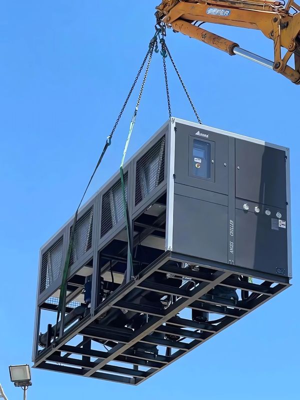 100HP Industrial Screw Type Chiller dengan Dua Sistem Pendingin Air Dingin Screw Water Glycol Chiller