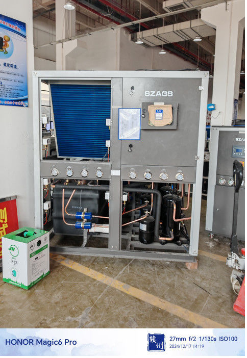 60hp Hermetic Roll Type Industrial Chiller Sistem Terintegrasi dengan Shell dan Evaporator Tabung 1850kg Kapasitas